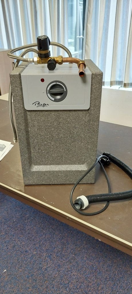 Plieger keukenboiler 10 liter, Doe-het-zelf en Verbouw, Geisers en Boilers, Minder dan 20 liter, Ophalen, Gebruikt, Boiler