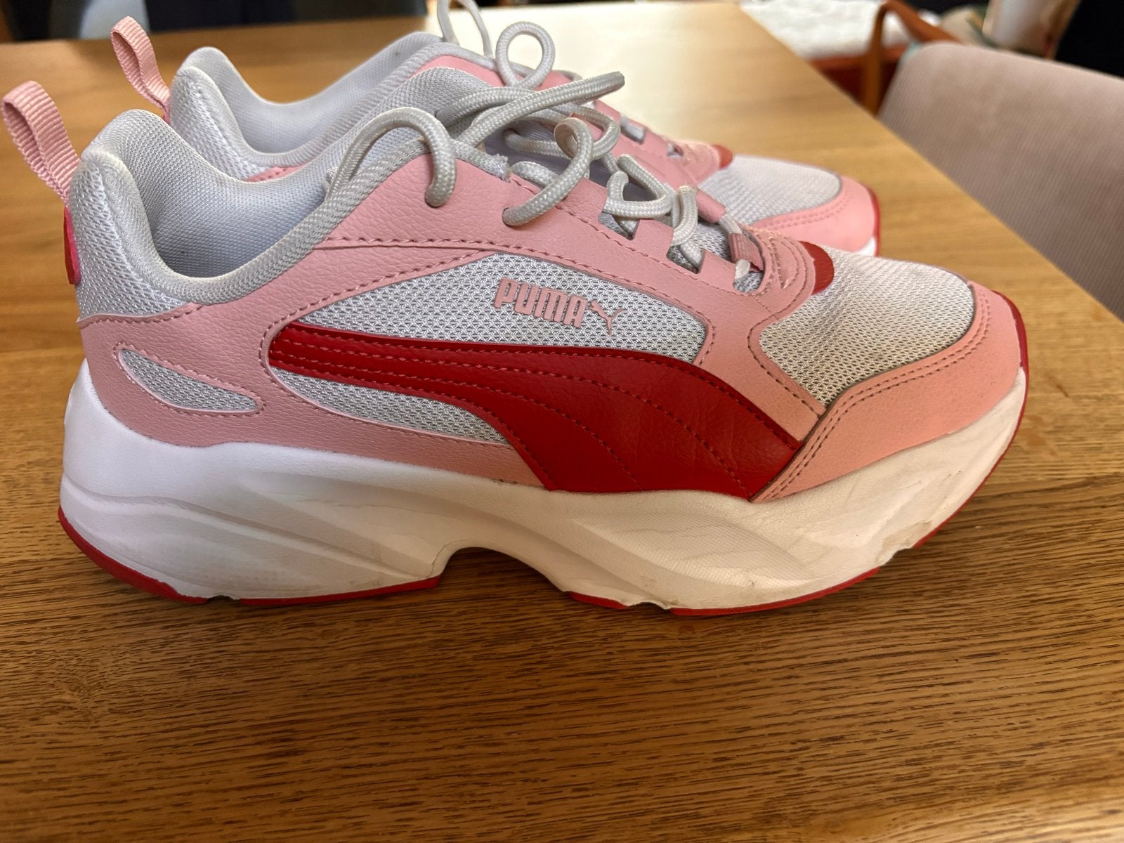 Puma sneakers roze/rood - Maat 39, Ophalen of Verzenden, Gedragen, Roze, Sneakers of Gympen
