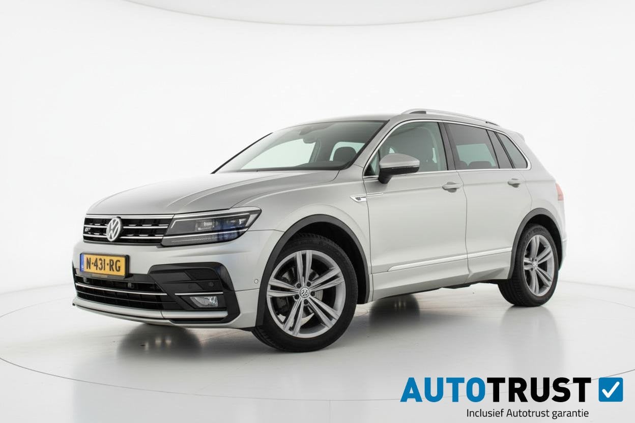 Volkswagen Tiguan 1.5 TSI DSG Highline R-Line PANO DIGID ADA, Auto's, 150 pk, Origineel Nederlands, SUV of Terreinwagen, 17 km/l