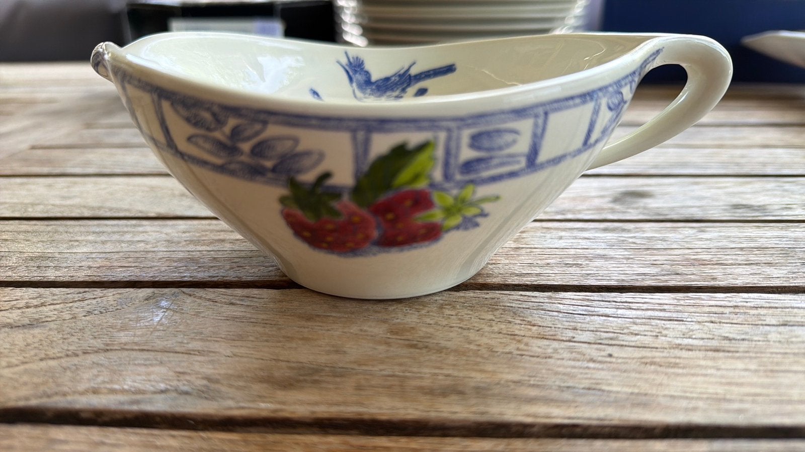 Gien OISEAU BLEU FRUIT sauskom, Huis en Inrichting, Keuken | Servies, Ophalen of Verzenden, Porselein, Overige stijlen, Kom(men)