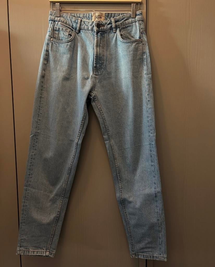 Zara mom jeans maat 36, Ophalen of Verzenden, Zo goed als nieuw, Blauw, W28 - W29 (confectie 36)