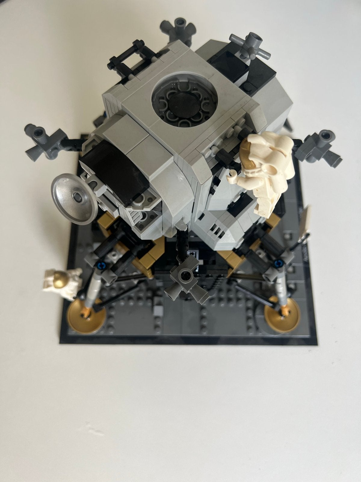 LEGO Apollo 11 Lunar Lander (10266), Ophalen, Zo goed als nieuw