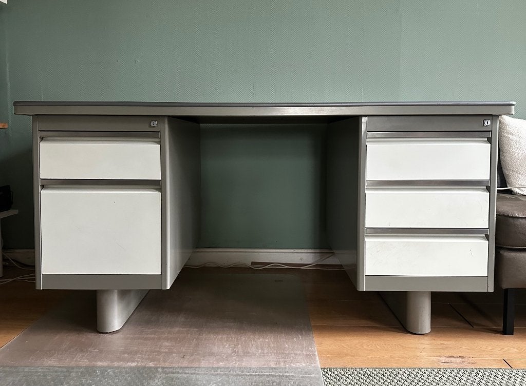 vintage bureau metaal met een mooi blad, Huis en Inrichting, Bureaus, Ophalen, 160 cm, Gebruikt, Metaal