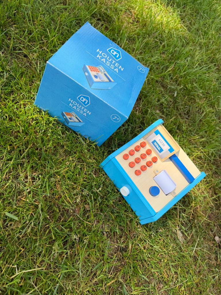 Houten speelgoed kassa, Ophalen, Zo goed als nieuw
