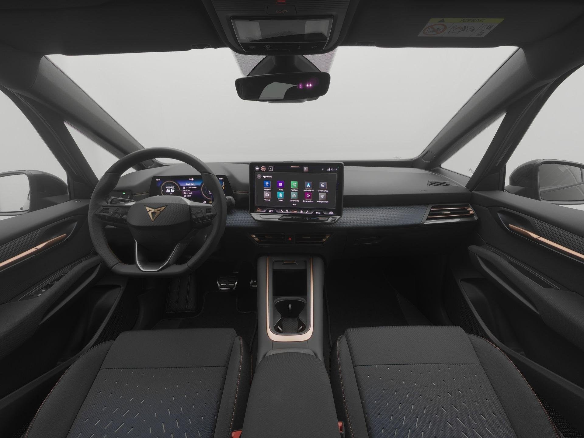 cupra born Business 61 kWh 190PK | Nieuw model! | Achteruitr, Auto's, Gebruikt, Zwart, Automatische klimaatregeling, Zwart