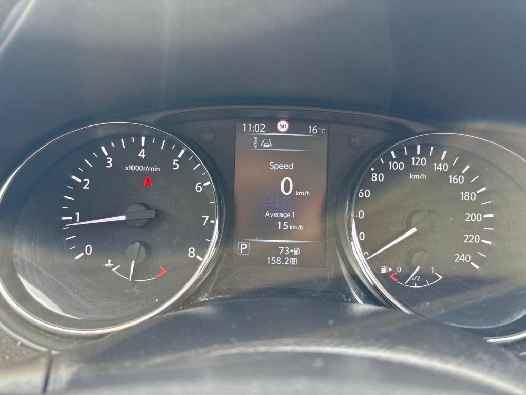 Foto 14 van Nissan QASHQAI 1.2 Connect Edition camara navi pano airco