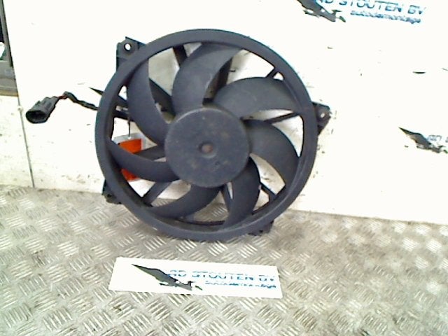 Koelventilator Citroën DS5 (KD/KF) 2013 9673009880, Gebruikt, Citroën, Kontakt-citroen@citroen.com, Citroën Deutschland GmbH