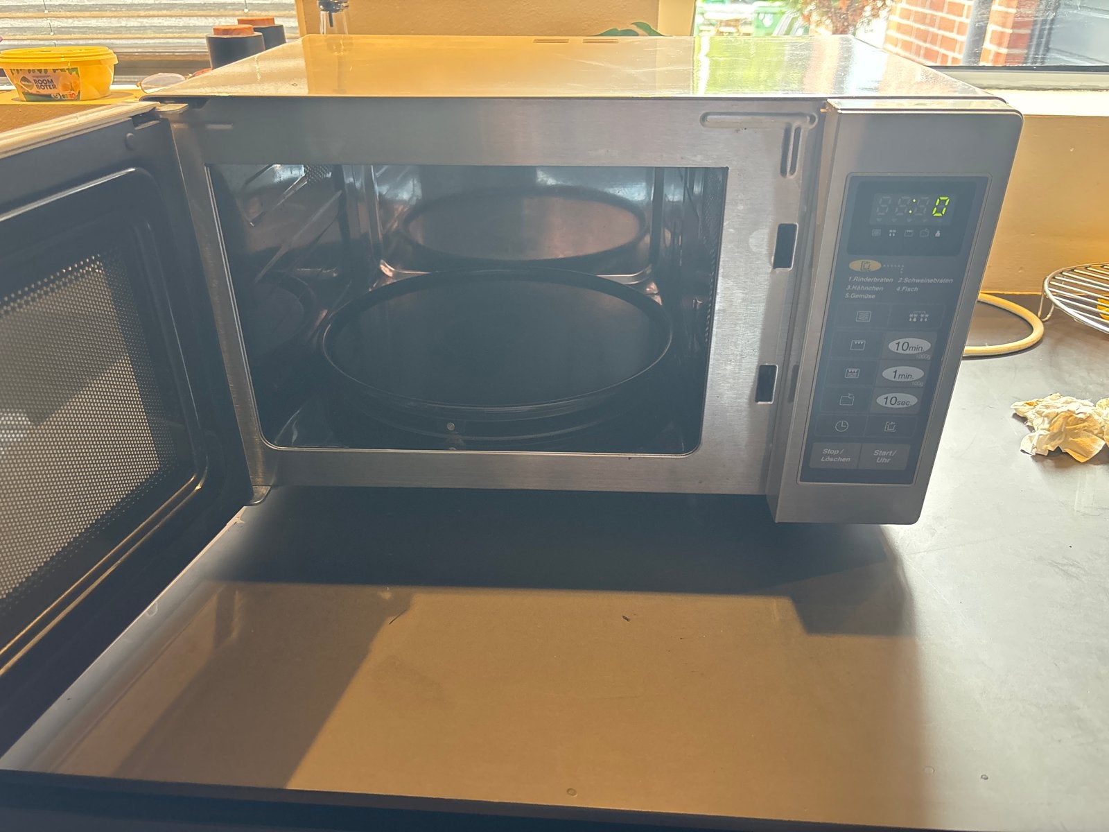 Moet weg! Daewoo Combimagnetron - Zilver - Gebruikt, Witgoed en Apparatuur, Ophalen, Combimagnetron, Gebruikt, Grill