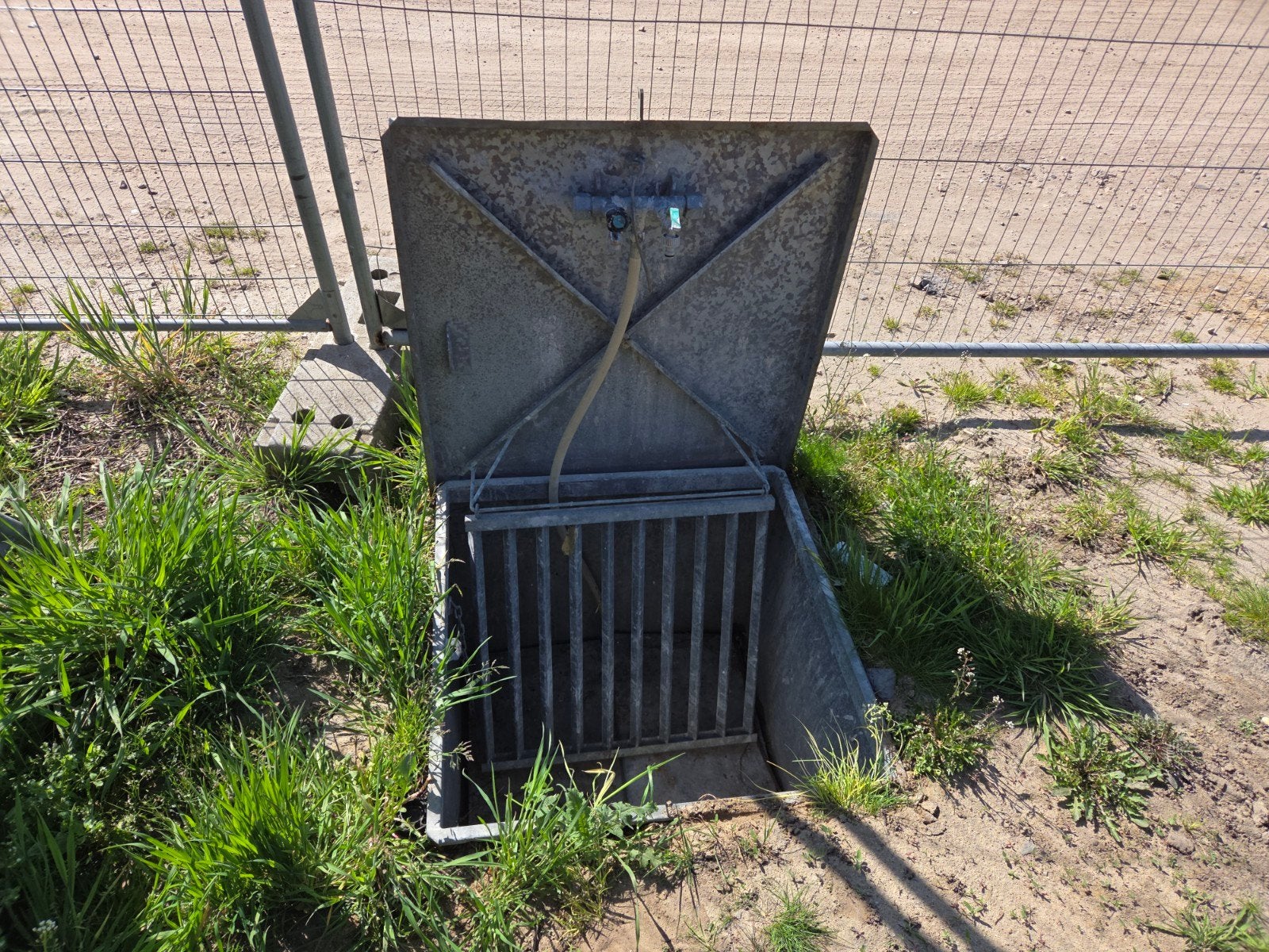 waterput voor de bouw, Doe-het-zelf en Verbouw, Ophalen, Gebruikt