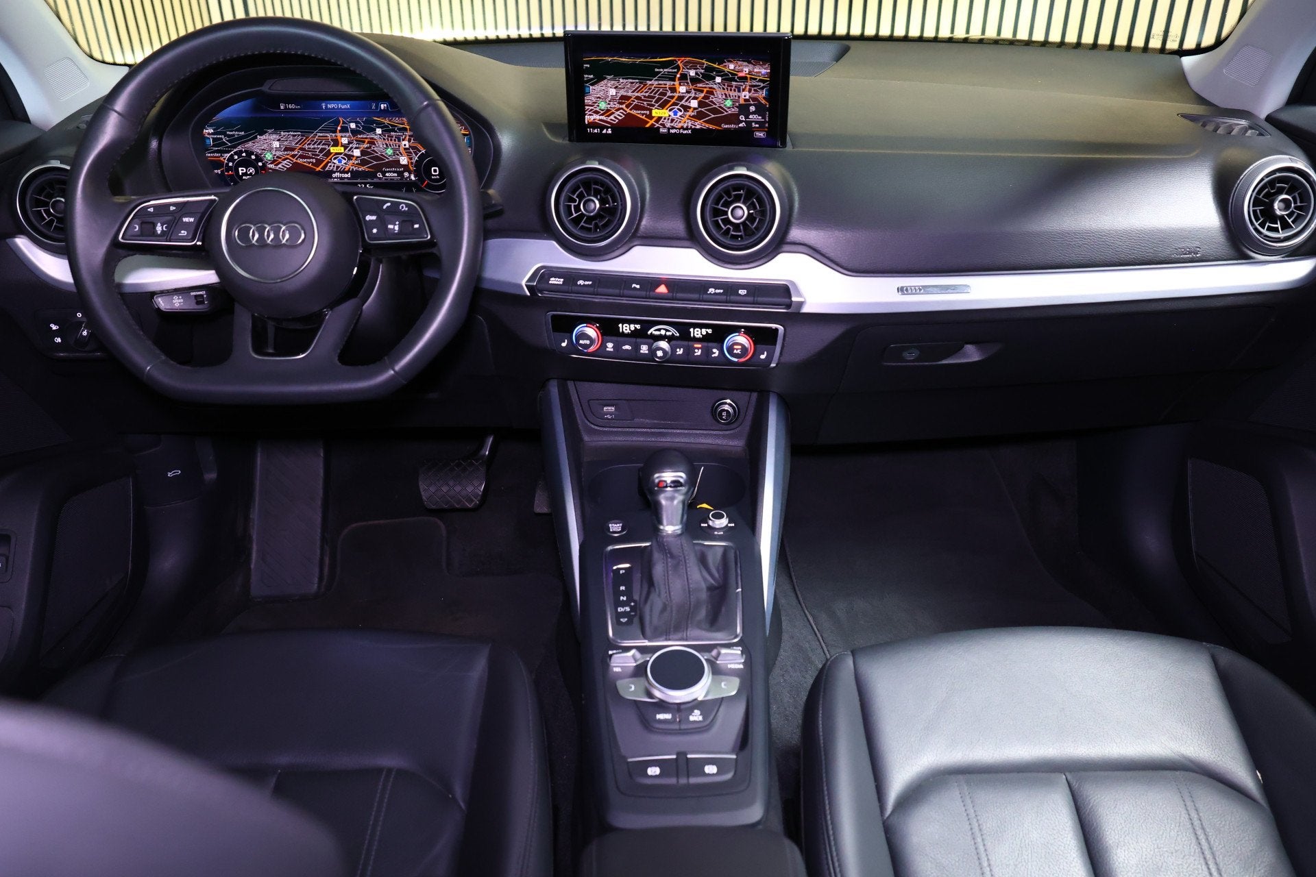 Audi Q2 35 TFS S line Edition VIRTUAL NAVI CRUISE S-TRONIC C, 4 cilinders, 150 pk, Zwart, Bedrijf
