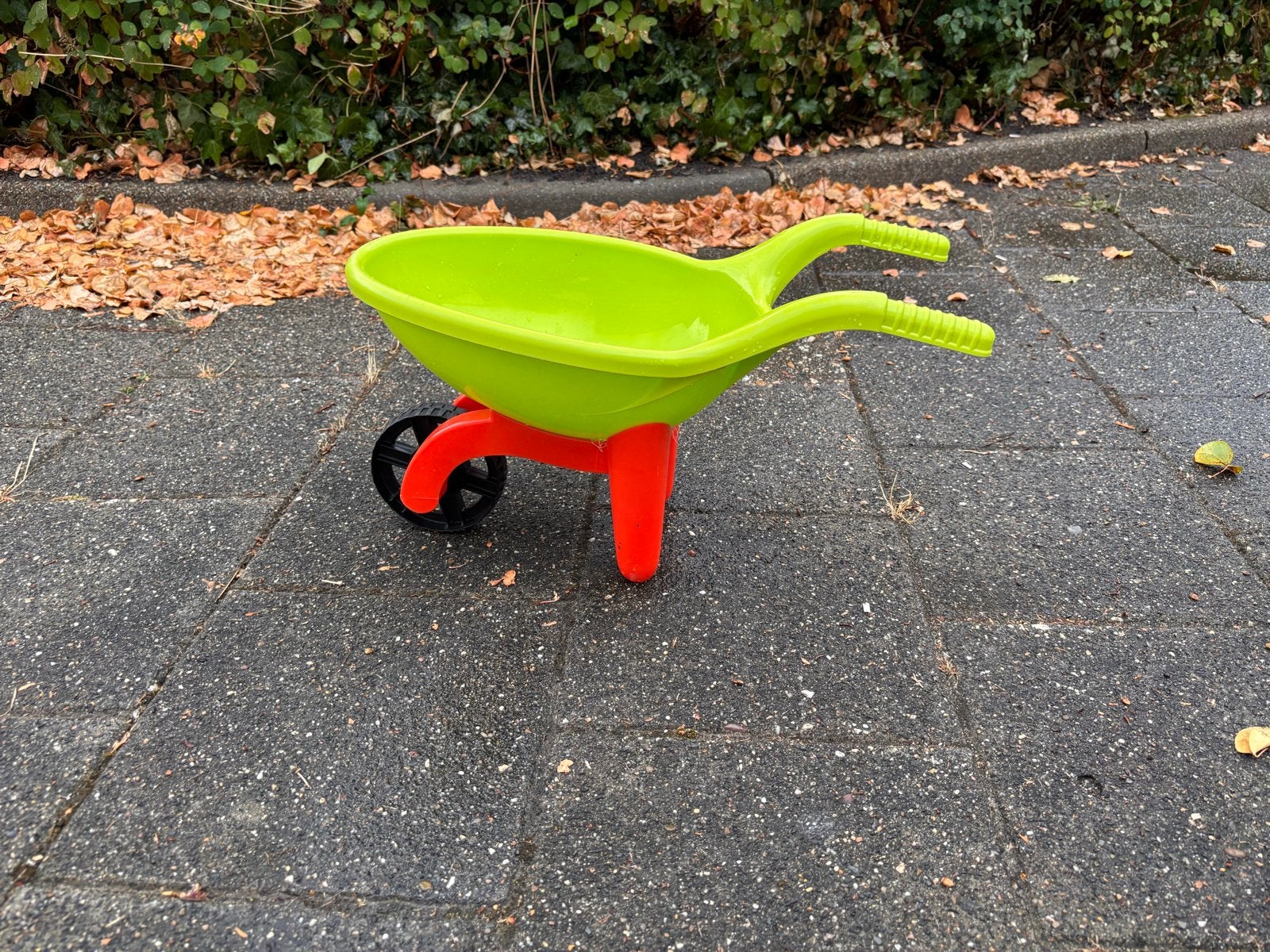 Kinder kruiwagen groen/rood, Ophalen, Gebruikt, Jongen of Meisje