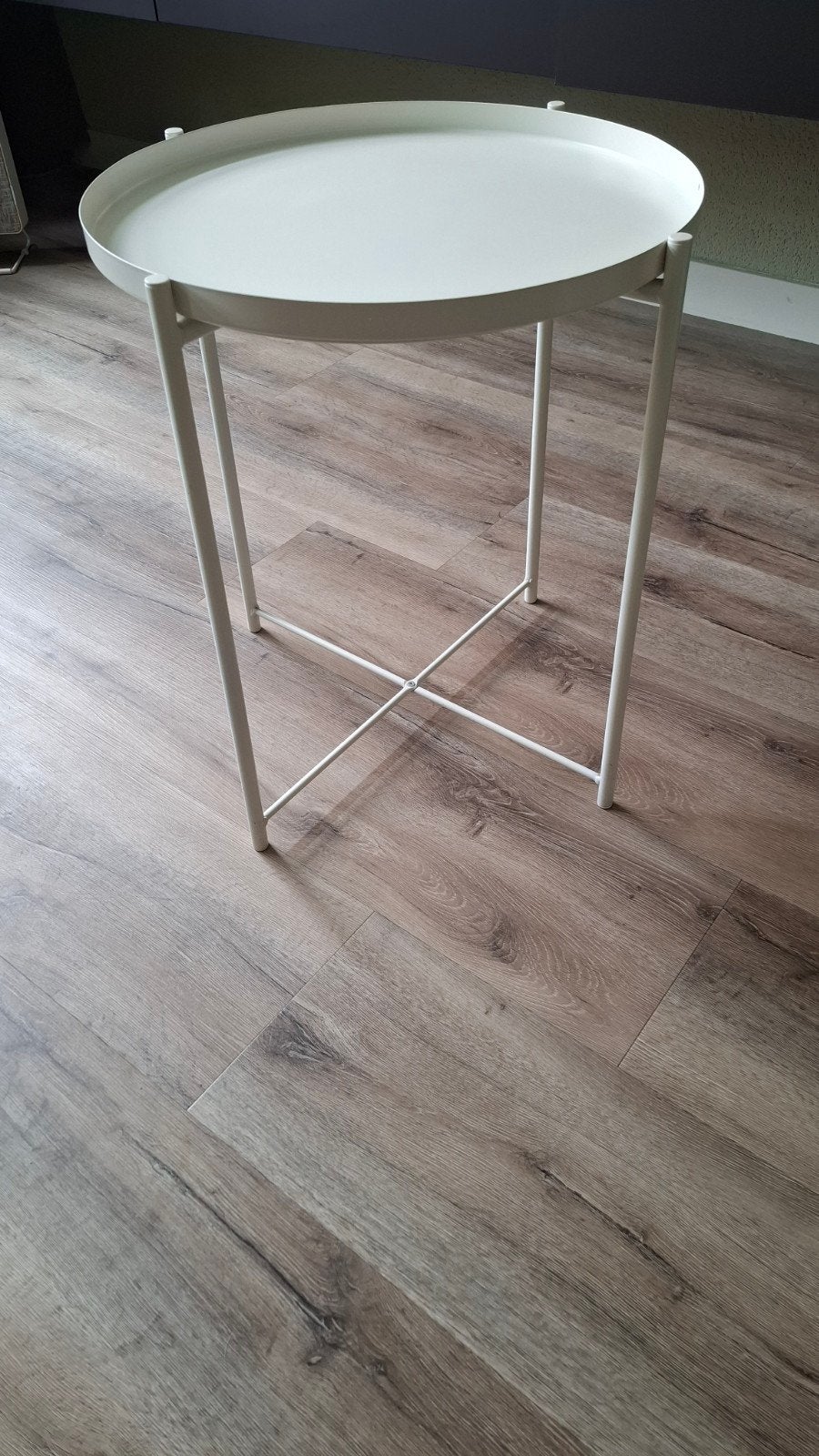 GLADOM Salontafel met dienblad, wit, Minder dan 55 cm, Metaal of Aluminium, Rond, Zo goed als nieuw