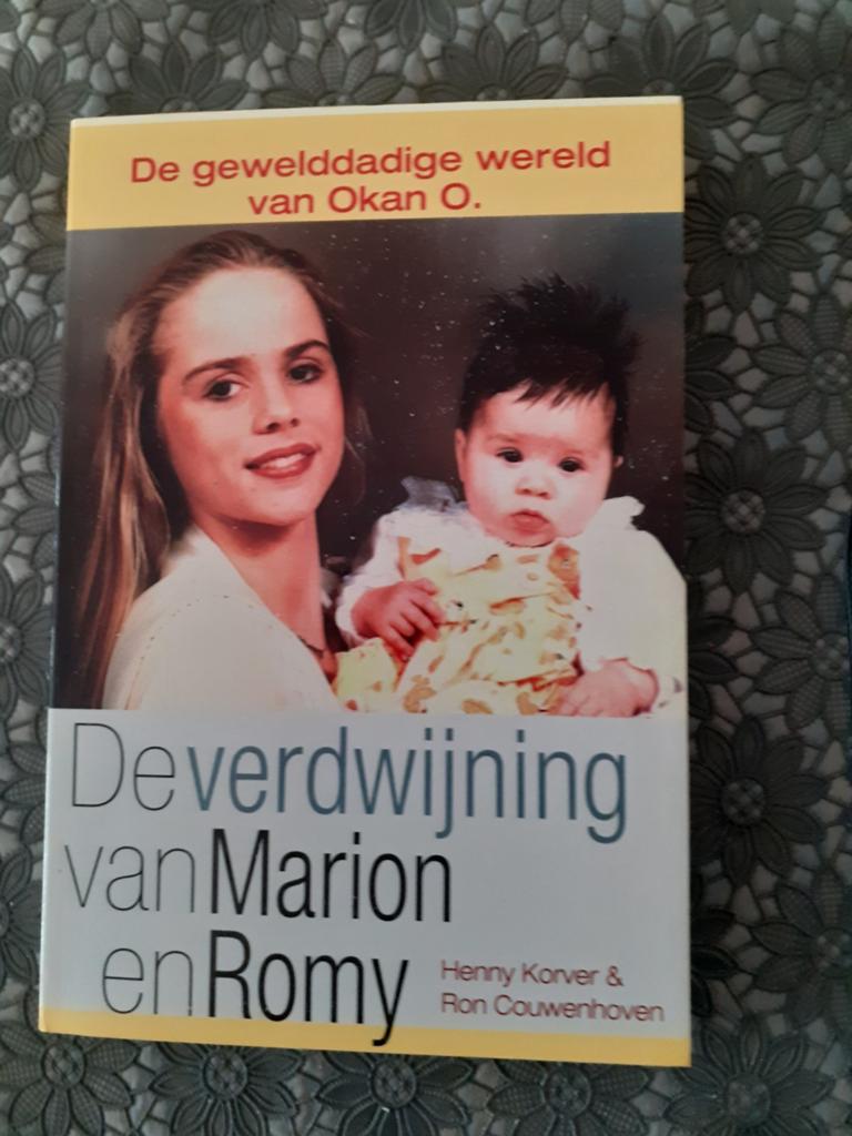 Marion en Romy, verdwijning., Ophalen of Verzenden, Gelezen