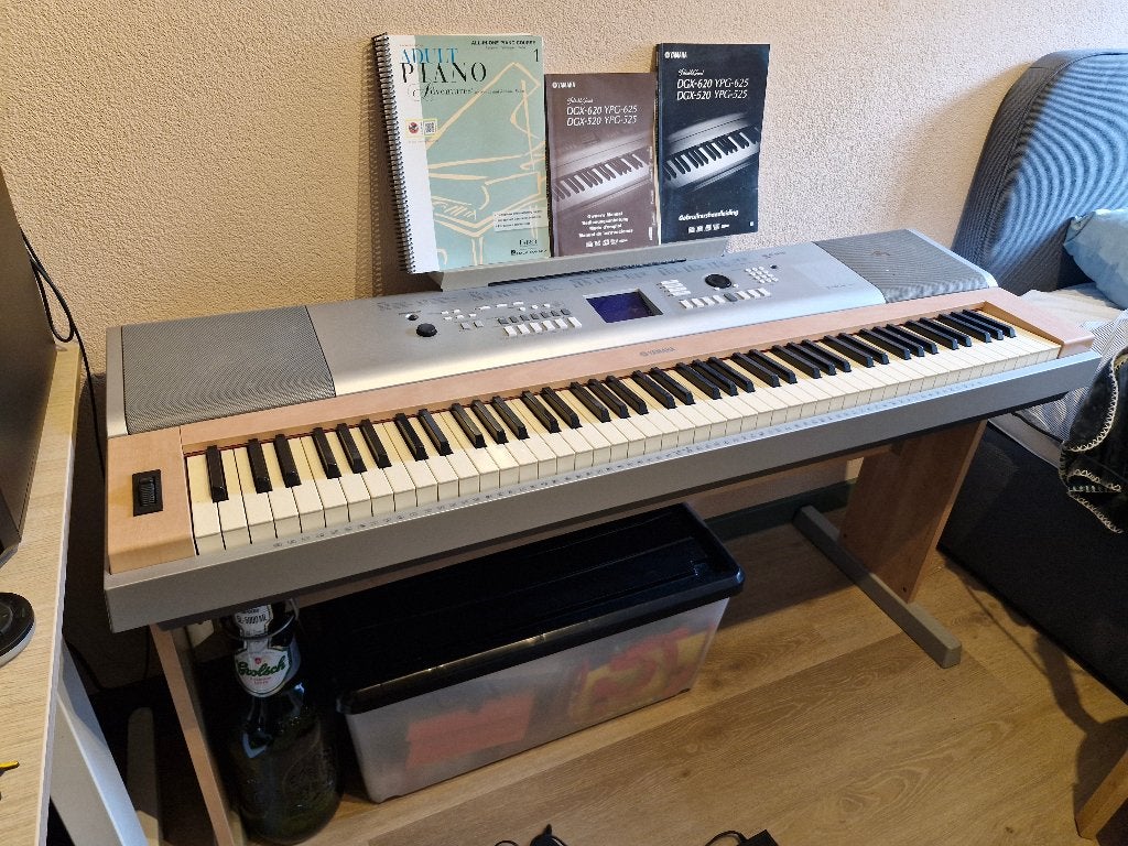 Yamaha PortableGrand DGX-620, Muziek en Instrumenten, Keyboards, Ophalen, Gebruikt, 88 toetsen, Yamaha