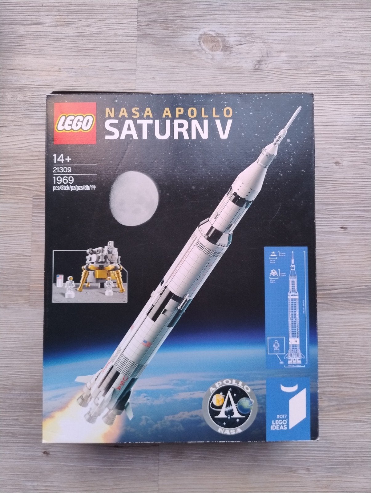Lego 21309. NASA Apollo Saturn V raket, Ophalen, Compleet, Lego, Zo goed als nieuw