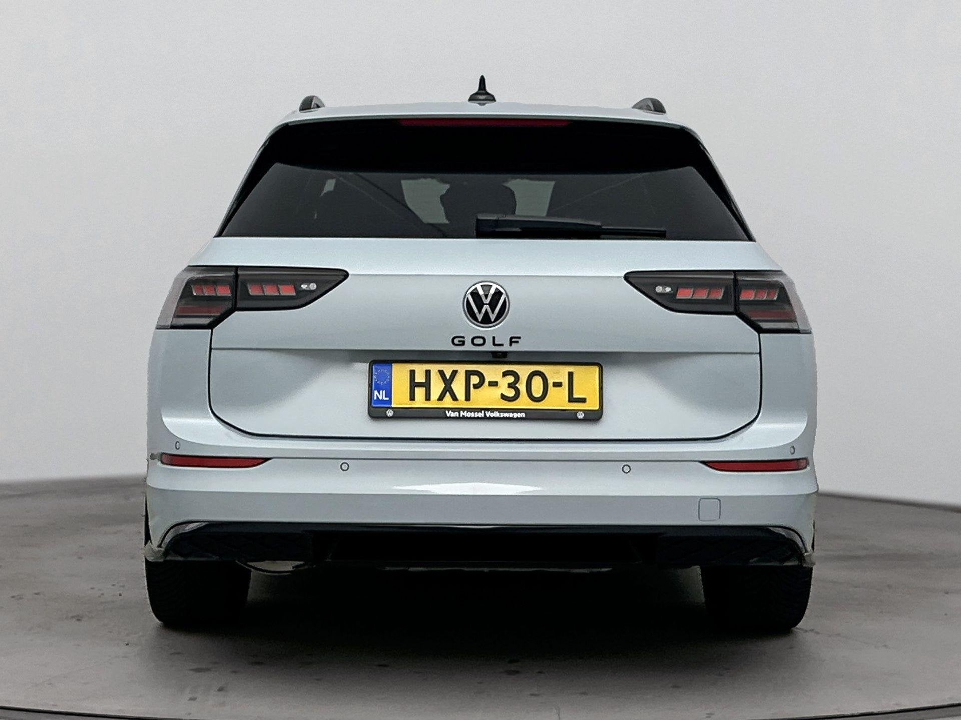 Volkswagen Golf Variant 1.5 eTSI R-Line Edition | Panoramada, Auto's, 12 maanden, 1498 cc, 4 cilinders, Blauw