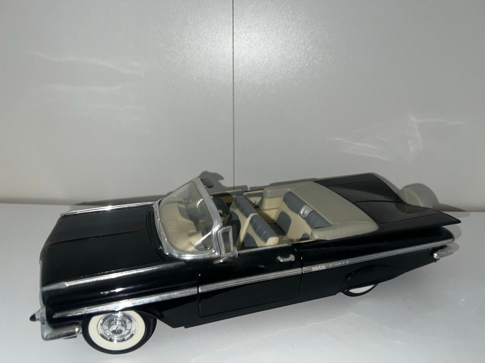 Chevrolet Impala 1959 Cabriolet Modelauto Zwart, Ophalen, Zo goed als nieuw