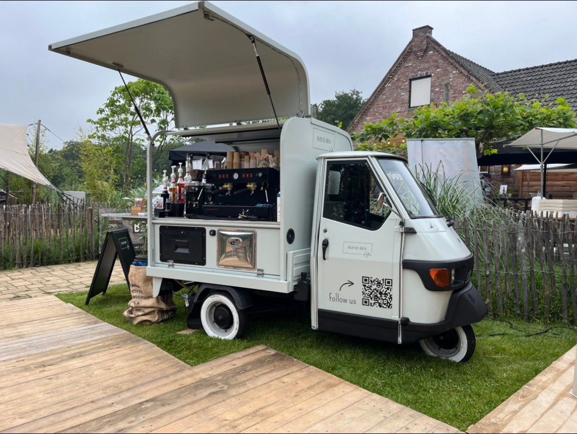 Koffie op locatie vanuit een koffietuktuk, 10 kopjes of meer, Koffiemachine, Nieuw, Koffiebonen