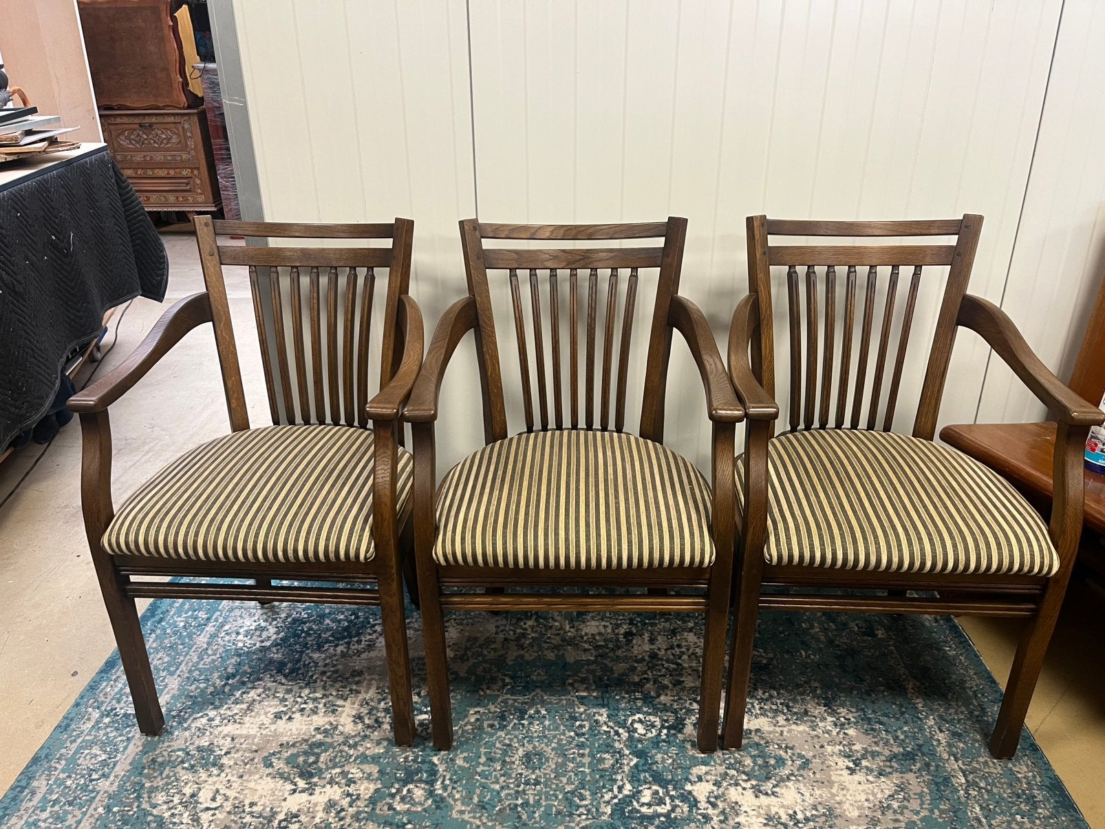 Exclusieve Vintage Set! 3 Klassieke Eiken Armstoelen, Ophalen of Verzenden