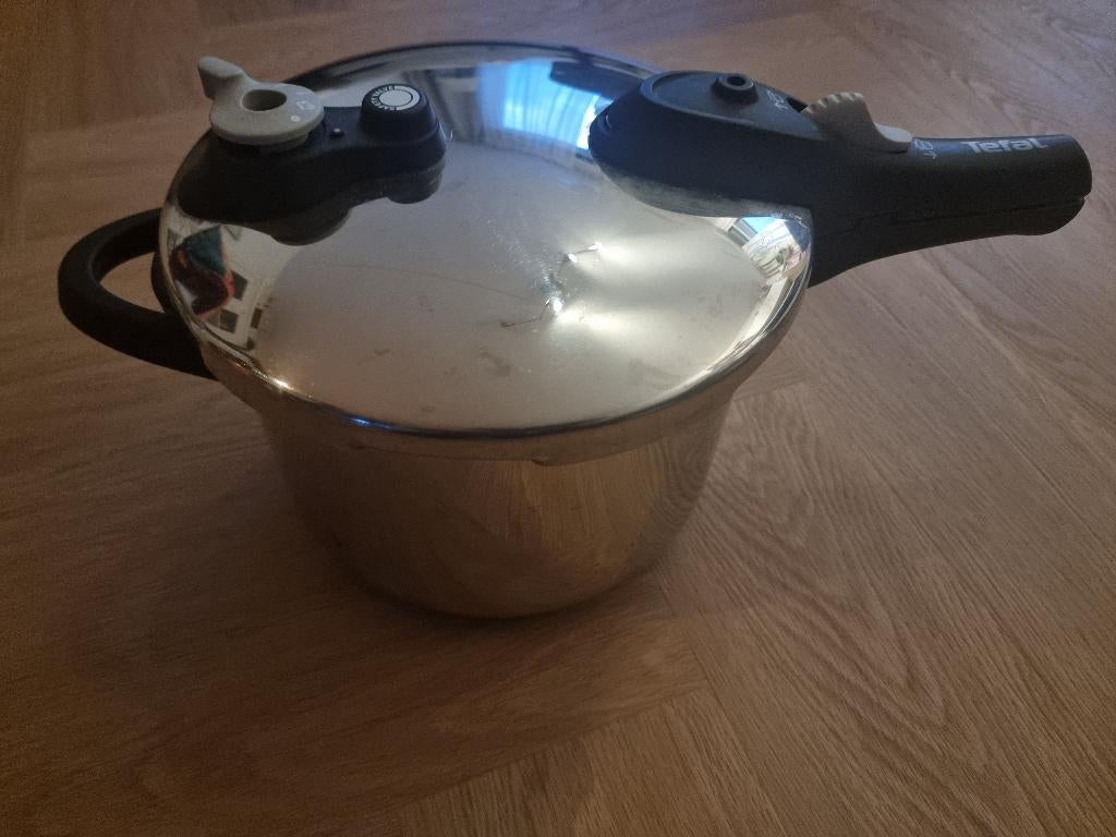 Snelkookpan Tefal, Aluminium, Ophalen of Verzenden, Zo goed als nieuw, Keramische plaat