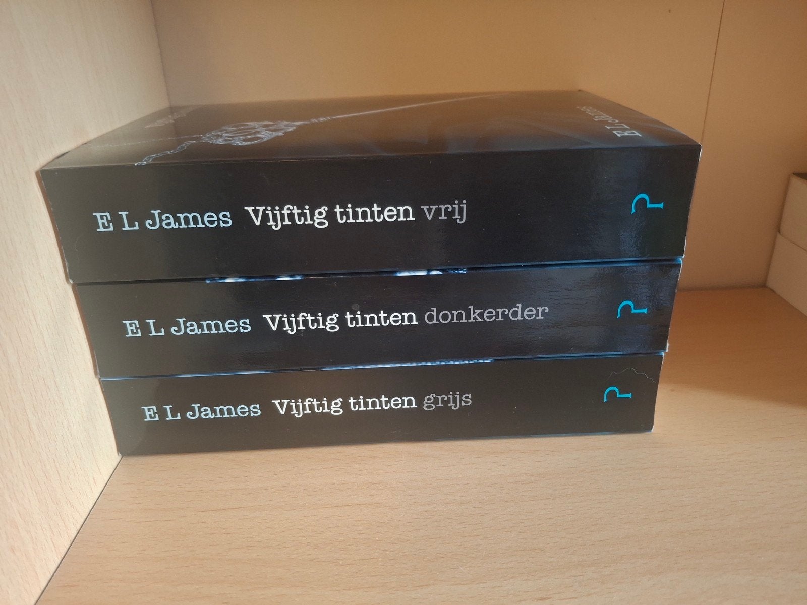 Vijftig tinten trilogie - E.L. James (3 boeken), Boeken, Ophalen of Verzenden, Zo goed als nieuw, E.L. James