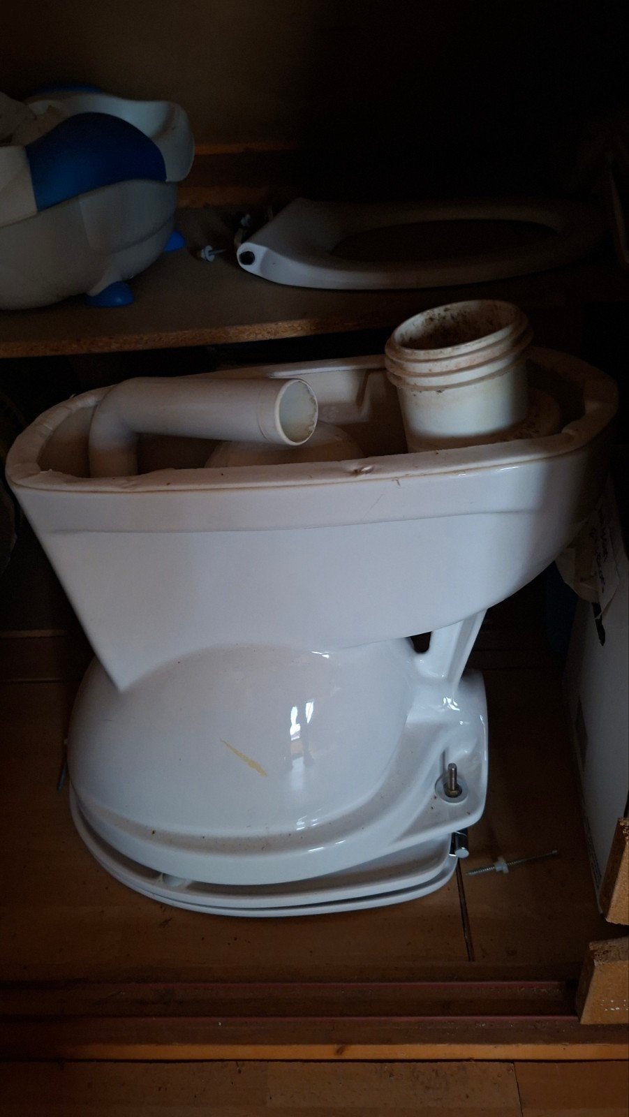 toilet zonder stortbak AO afvoer, Doe-het-zelf en Verbouw, Ophalen of Verzenden, Toilet