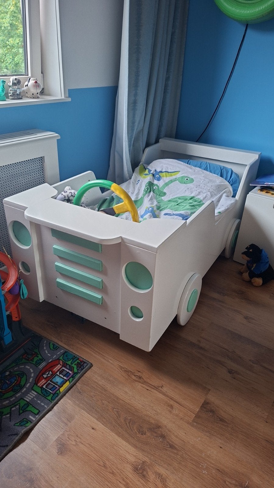 kinderbed in de vorm van een auto, Ophalen, Gebruikt, 90 cm, Eenpersoons
