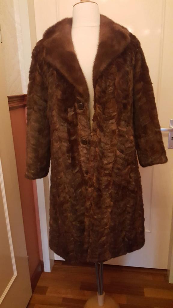 Vintage Nerts Bontjas - Maat 42-44 - elegante lange mantel, Kleding | Dames, Jassen | Winter, Bruin, Maat 42/44 (L), Nerts, Ophalen of Verzenden