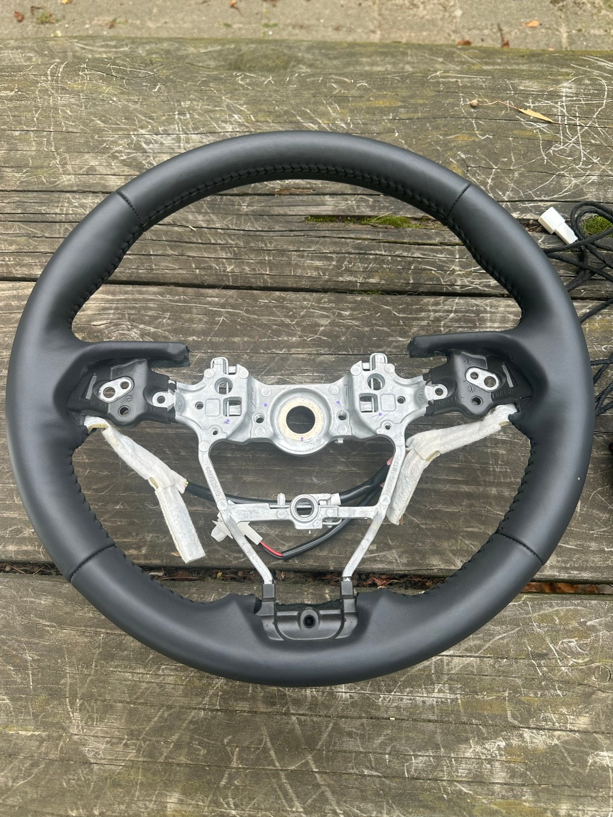 Toyota RAV4 XA50 verwarmd stuurwiel met ECU en bedrading