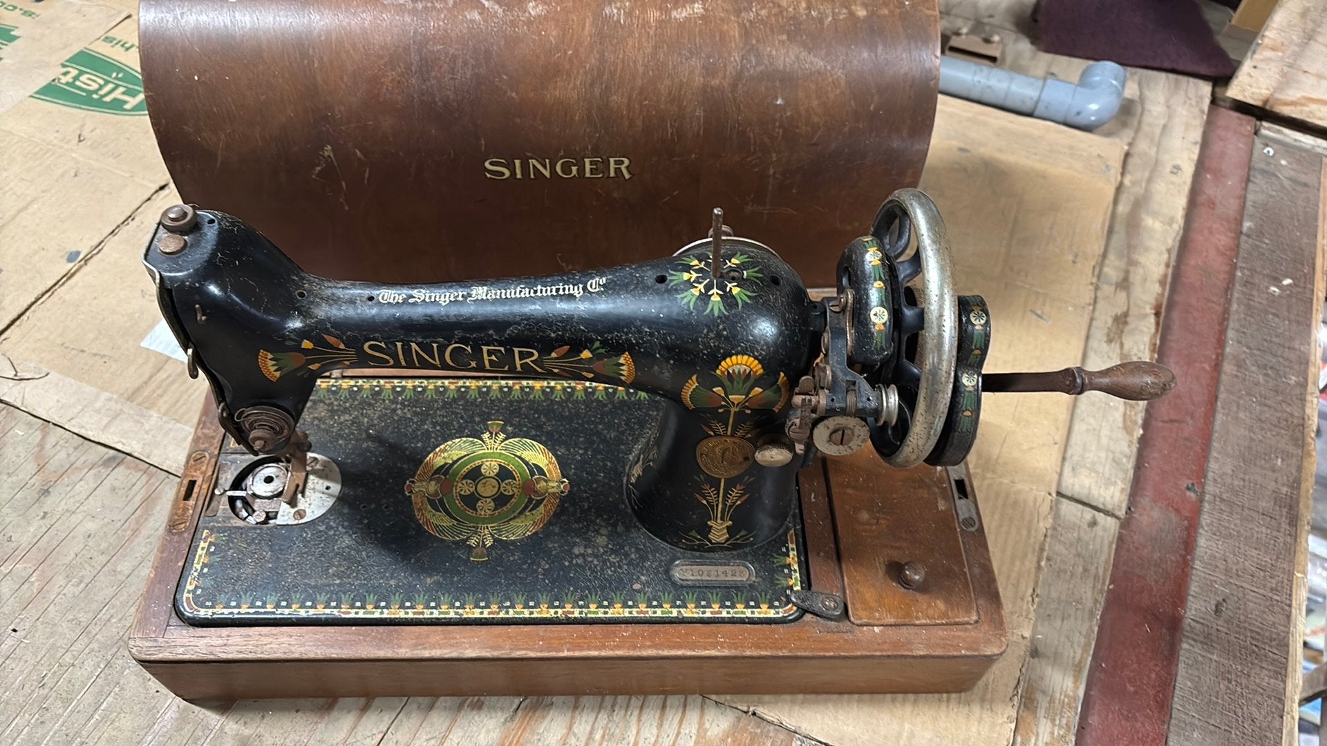 Singer naaimachine model: 66K.  Jaar: 1923, Ophalen
