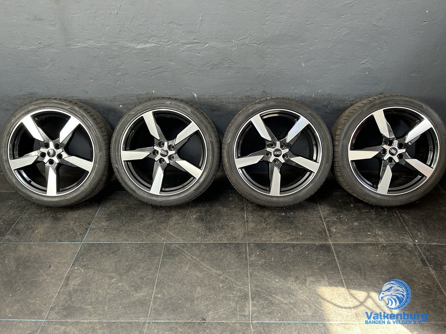 6-7mm! Originele Audi Q3 83A 20 inch Audi Sport Polygon zwar, Gebruikt, 255 mm, -, -