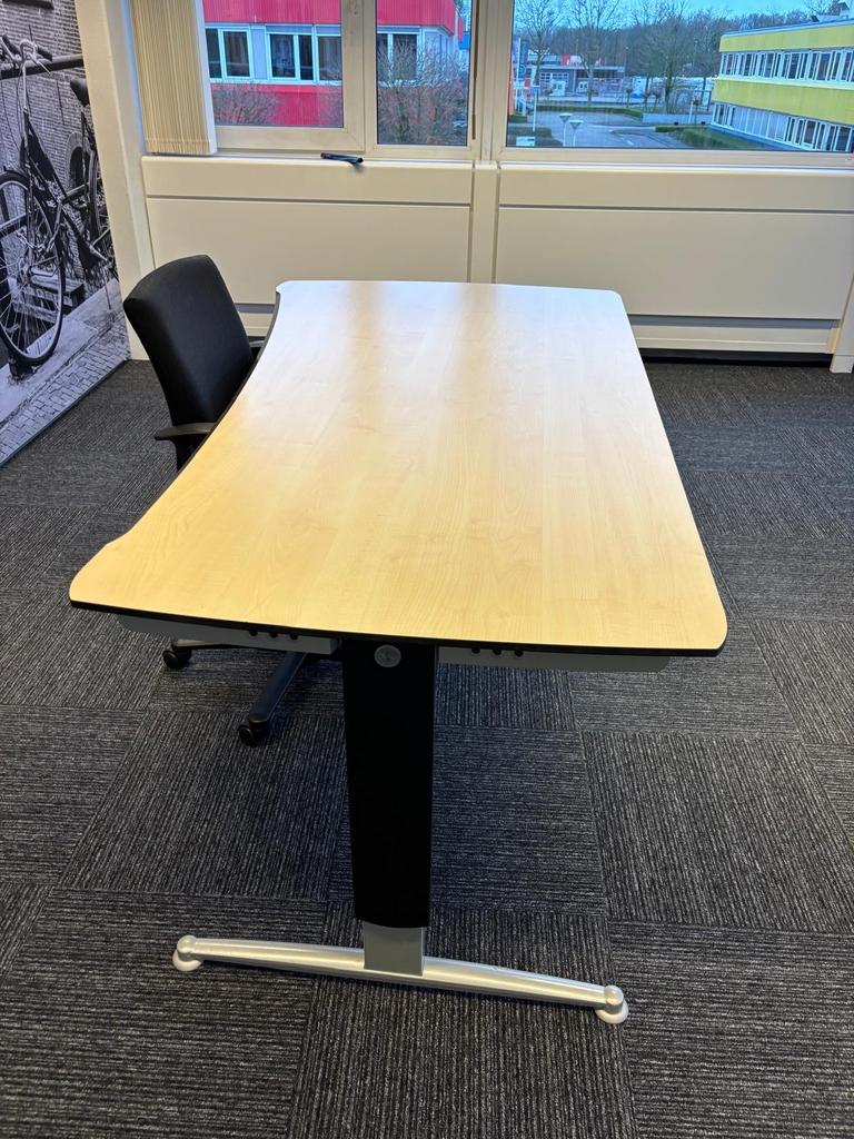 Assenburg Slinger bureau met volkern blad, Ophalen, Overige typen, 160 cm, In hoogte verstelbaar