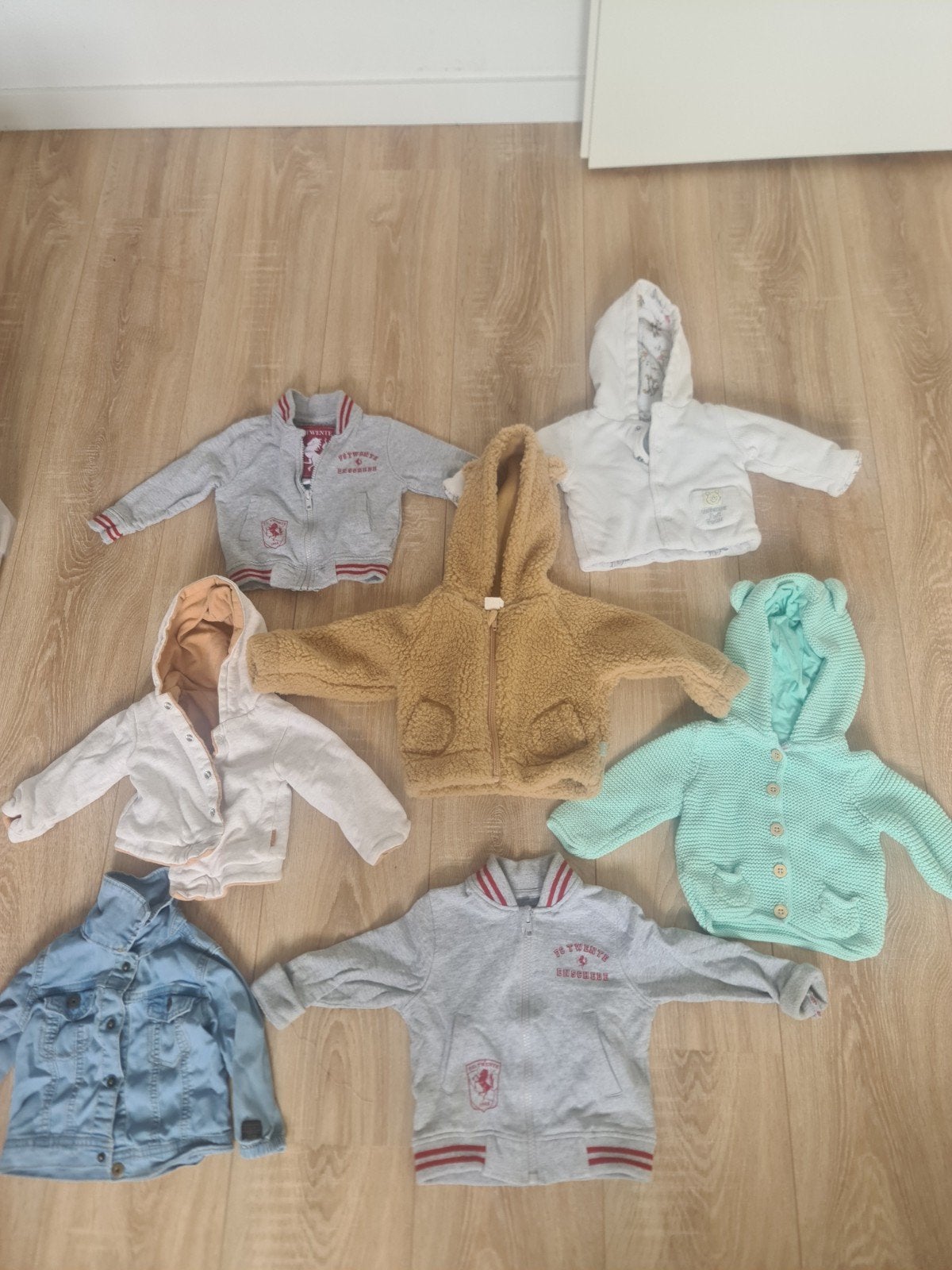 Babyjasjes 7 stuks (5 euro per stuk) Alles voor 20 euro., Ophalen of Verzenden, Zo goed als nieuw