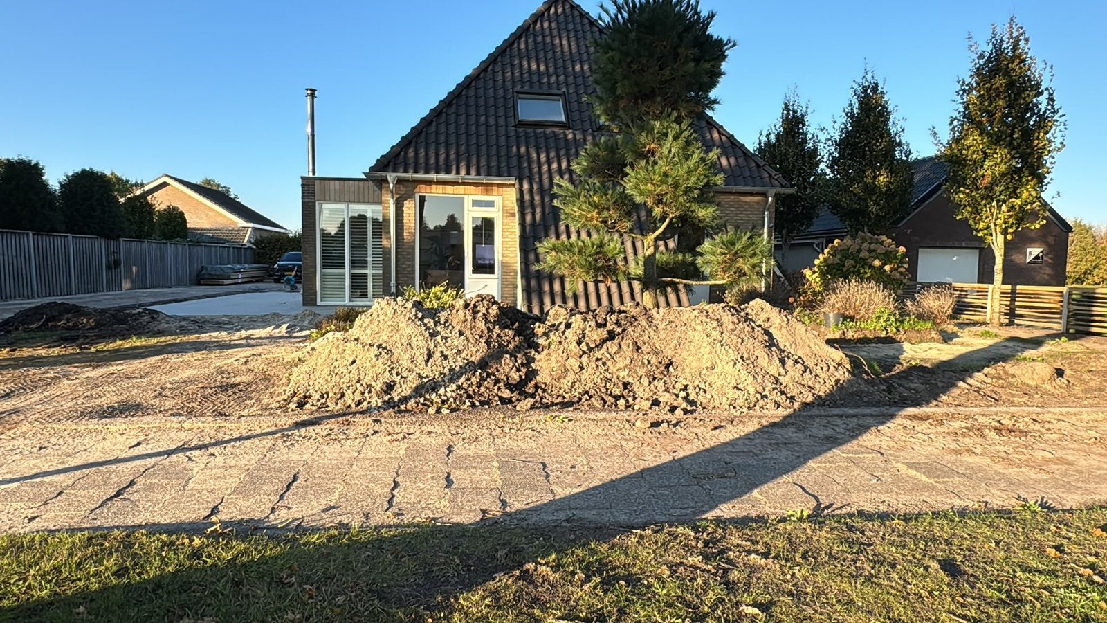 Gratis zwarte grond - zelf scheppen (ca. 5 kuub), Ophalen of Verzenden, Gebruikt, Overige typen