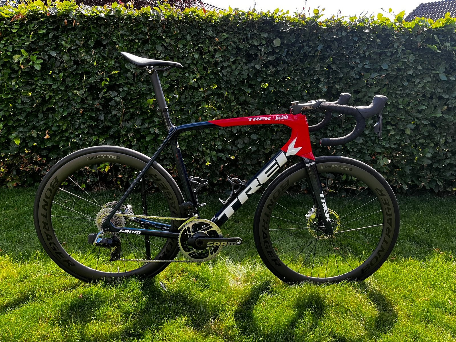 Trek Émonda SLR 9 eTap AXS met Quarq Powermeter - maat 58, 28 inch, Carbon, Heren, Zo goed als nieuw