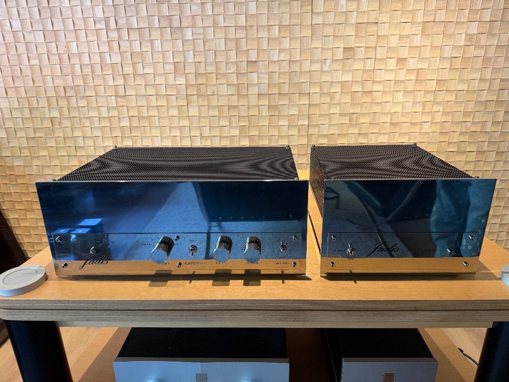 Jadis JP30 MM - met phono dus - silver edition