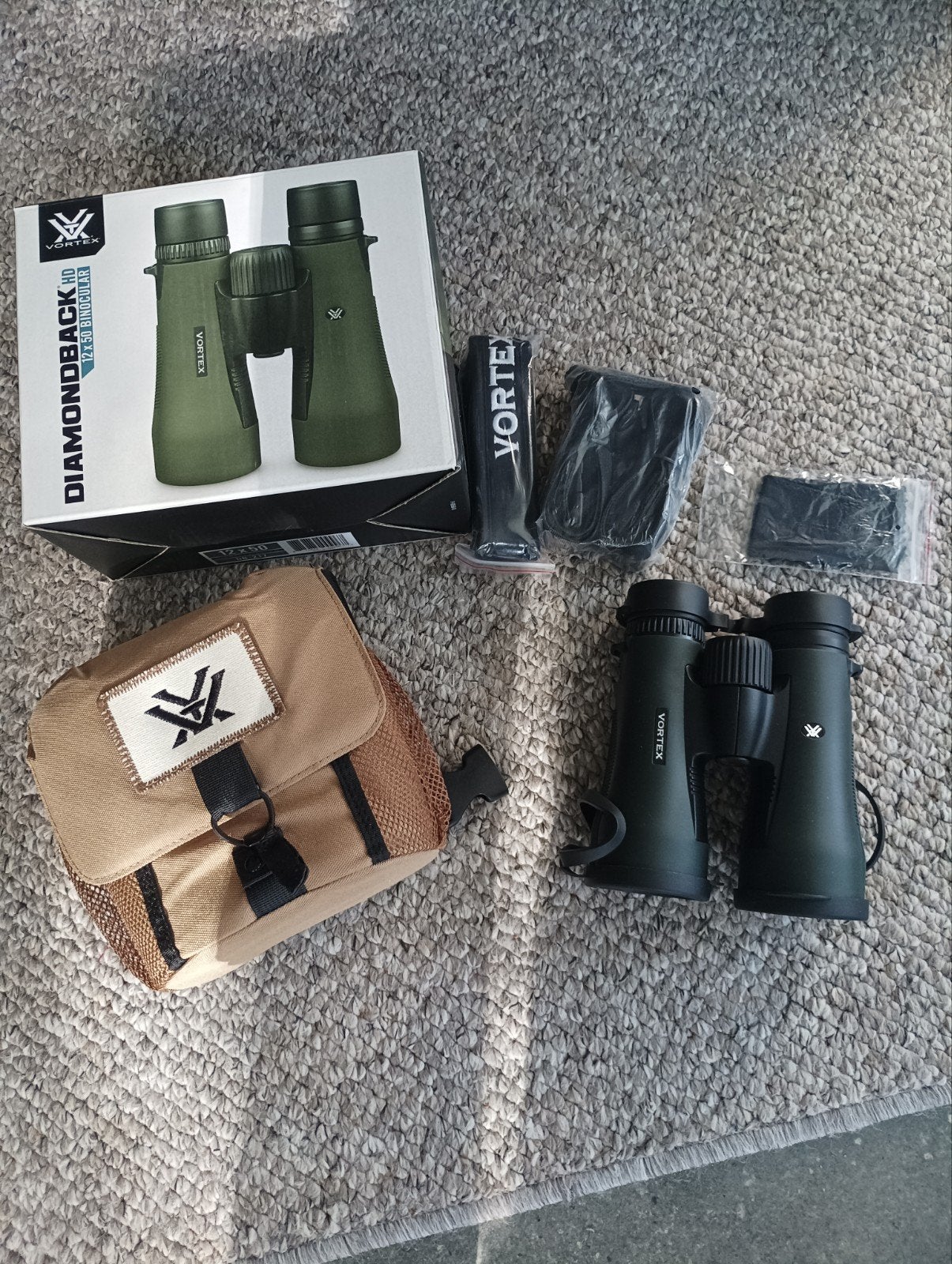 Vortex Diamondback HD 12x50 Verrekijker met harnas, Dakkant (recht), 12 tot 20x, Nieuw, Ophalen of Verzenden