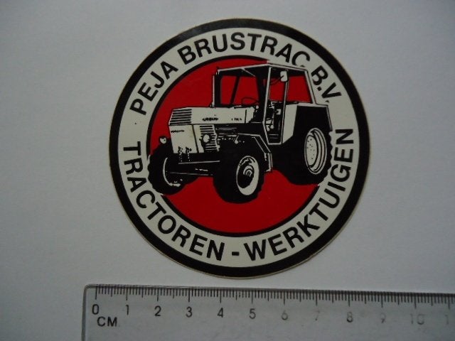 sticker oud PEJA BRUSTRAC traktor tractor trekker machine, Verzamelen, Stickers, Zo goed als nieuw, Bedrijf of Vereniging, Verzenden