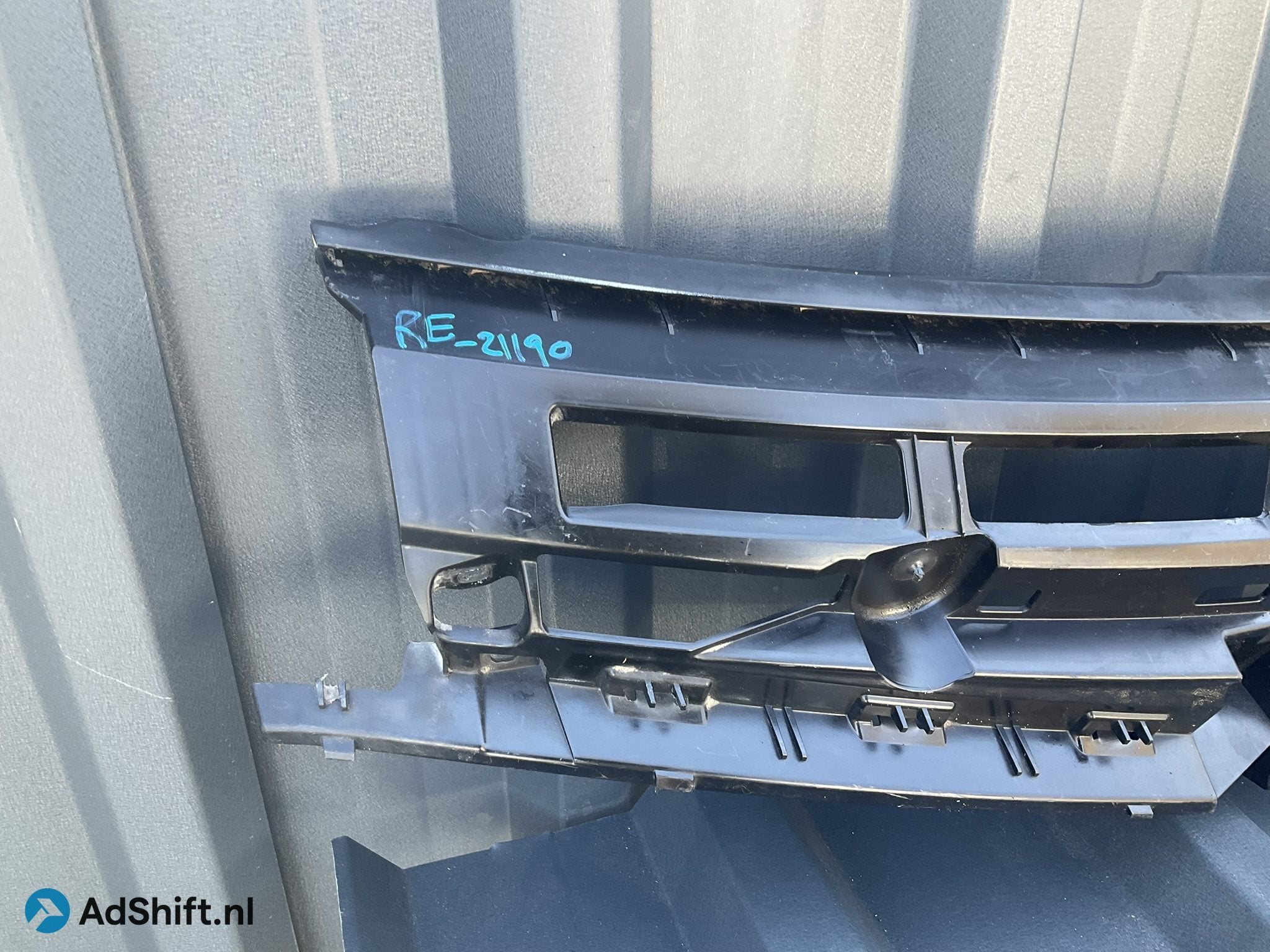 Bumper Houder Renault Twingo 620360408R Grill Bumper grill R