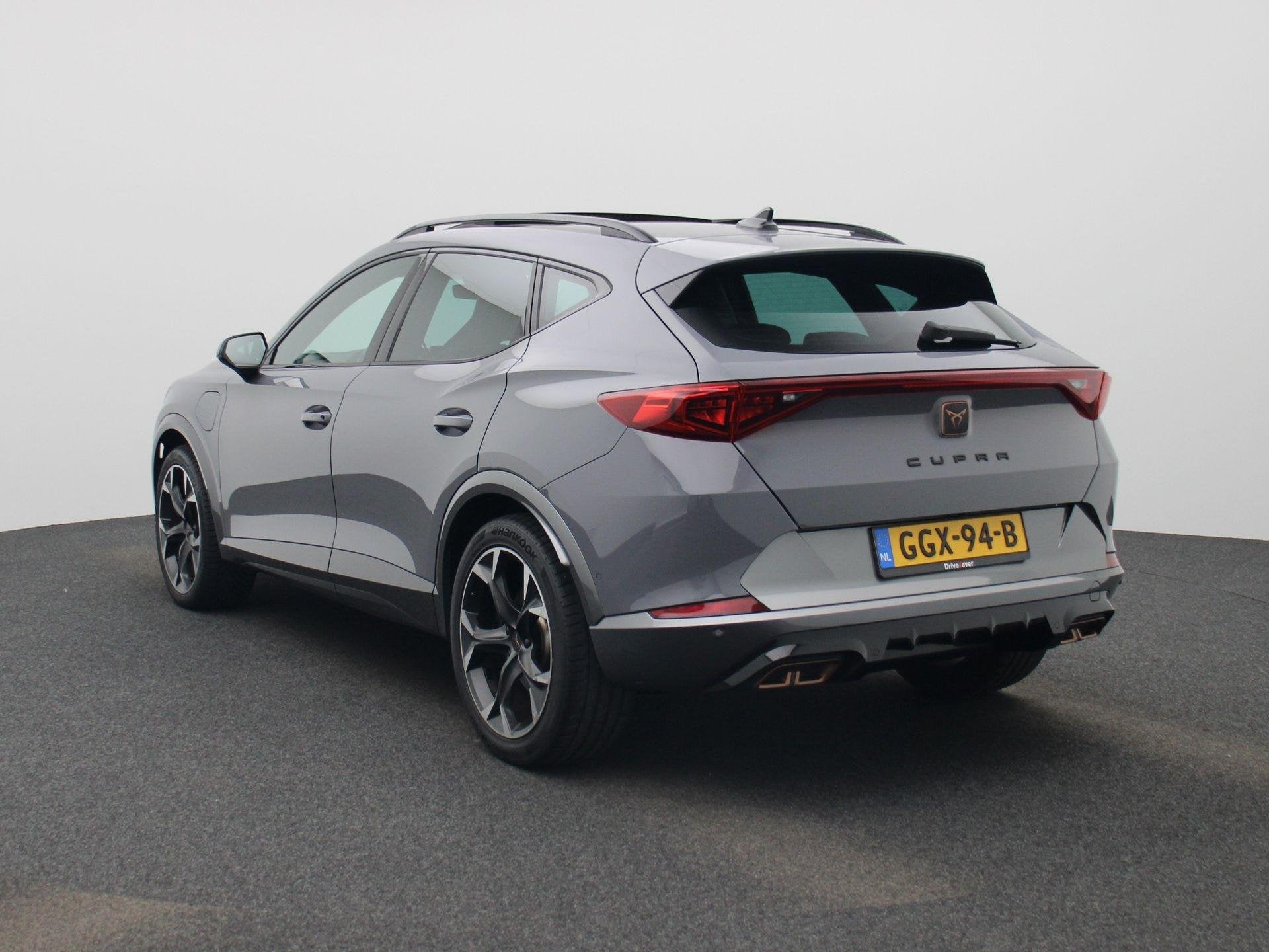 CUPRA Formentor 1.4 e-Hybrid Business 204 PK | Automaat | Ap, Auto's, Cupra, 12 maanden, Stof, Gebruikt, 4 cilinders