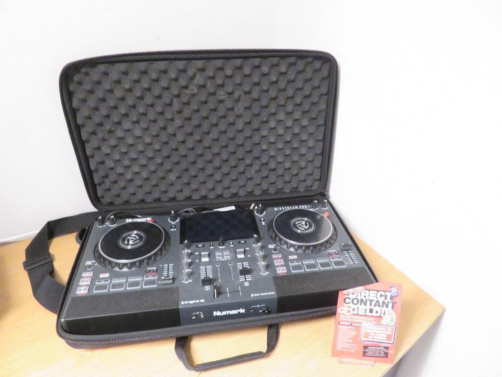Numark Mixstream Pro+ standalone DJ-controller, Ophalen, Zo goed als nieuw, Draaitafel, Numark