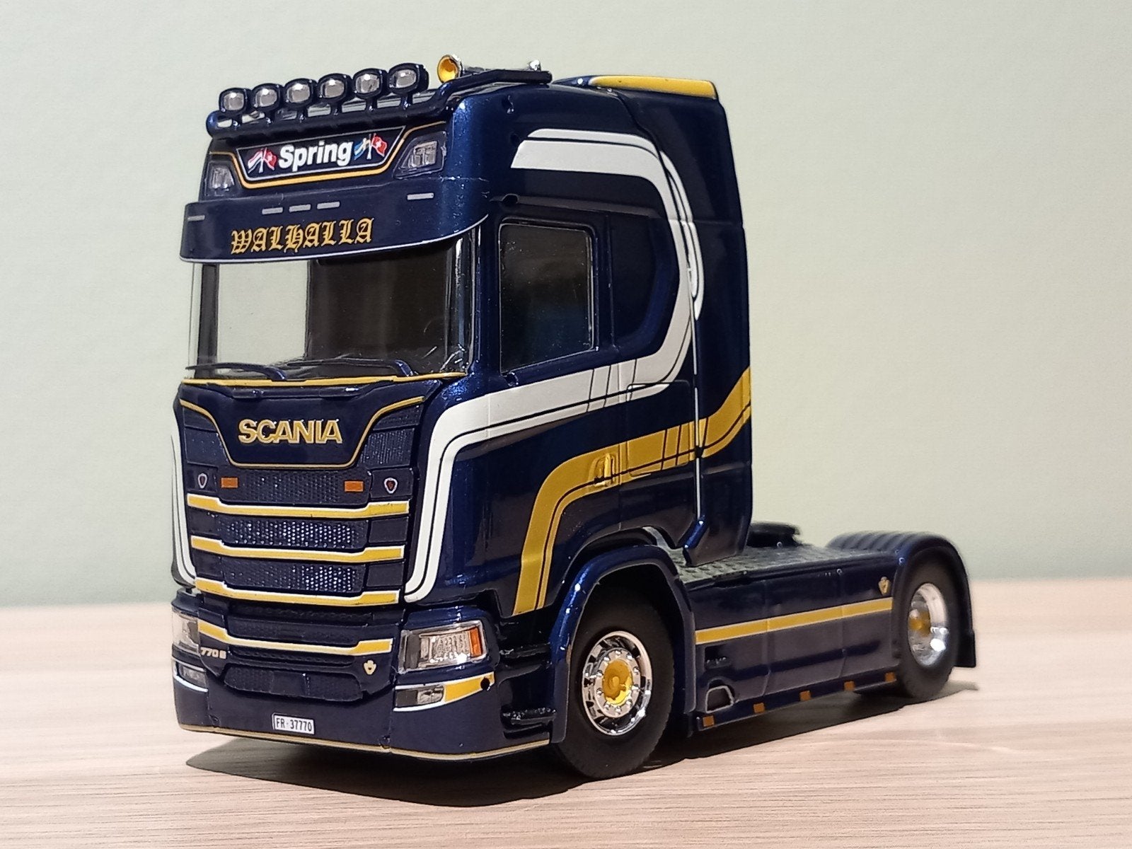 Tekno Spring, Ophalen of Verzenden, Zo goed als nieuw, Bus of Vrachtwagen, Tekno