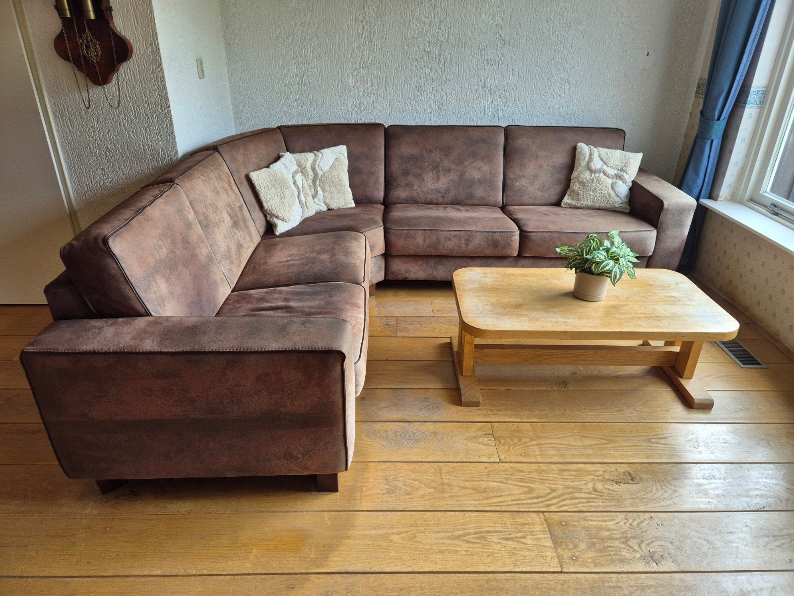 Leren hoekbank bruin in goede staat - 260x230 cm, Huis en Inrichting, Banken | Bankstellen, Hoekbank, Ophalen of Verzenden, Zo goed als nieuw