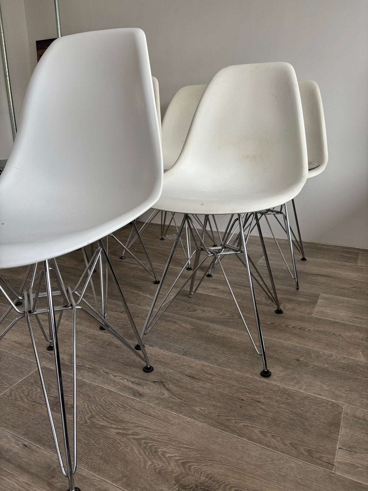 5x Vitra Eames DSR stoel met verchroomd onderstel, Wit, Ophalen, Kunststof, Gebruikt, Wit