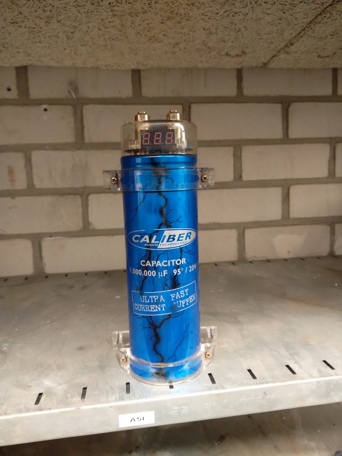 Caliber Audio Technology 1.0 Farad powercap (20V) met digita, Auto diversen, Autoradio's, Ophalen of Verzenden, Gebruikt