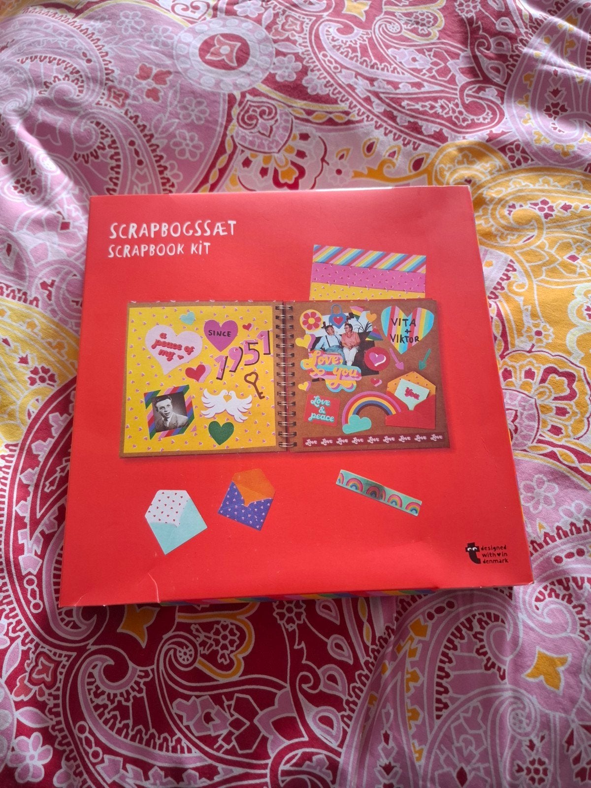 Scrapbook set Flying Tiger, Ophalen of Verzenden, Gelezen, Overige onderwerpen