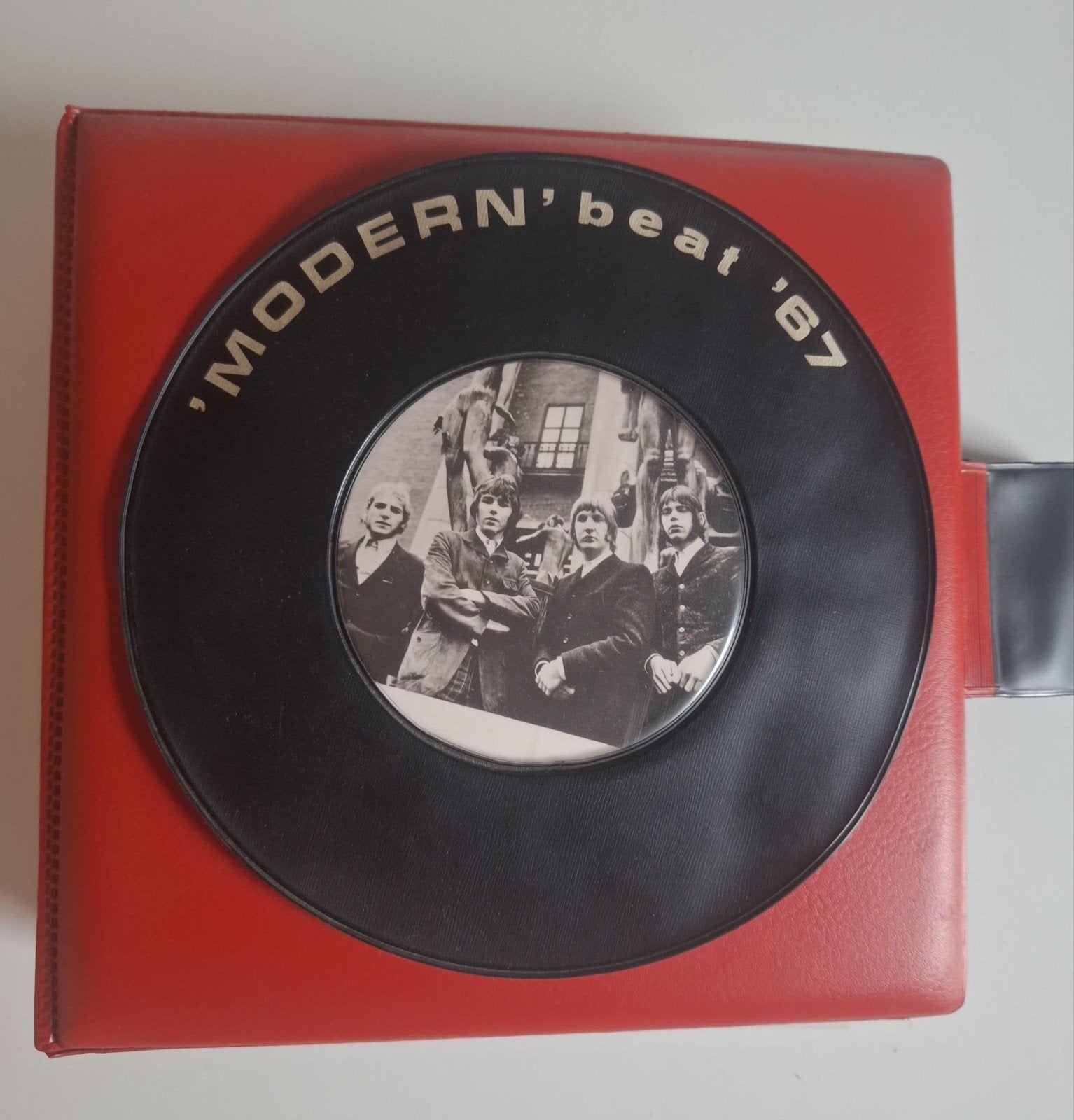 golden Earring 60ties singel map + 10 7inch vinyl singels, Ophalen of Verzenden, Zo goed als nieuw, Pop