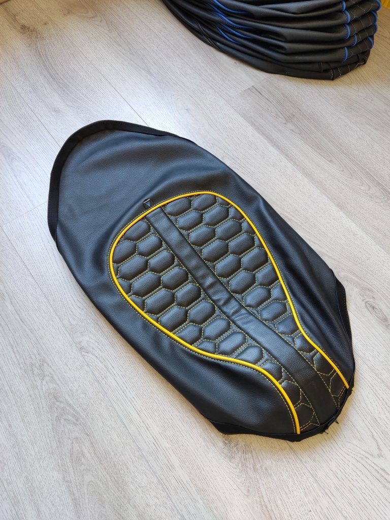 Zadelhoes / buddydek Piaggio Zip audi rs geel streep NIEUW, Info@jynkx.com, Nieuw, Ophalen of Verzenden, Piazza 99