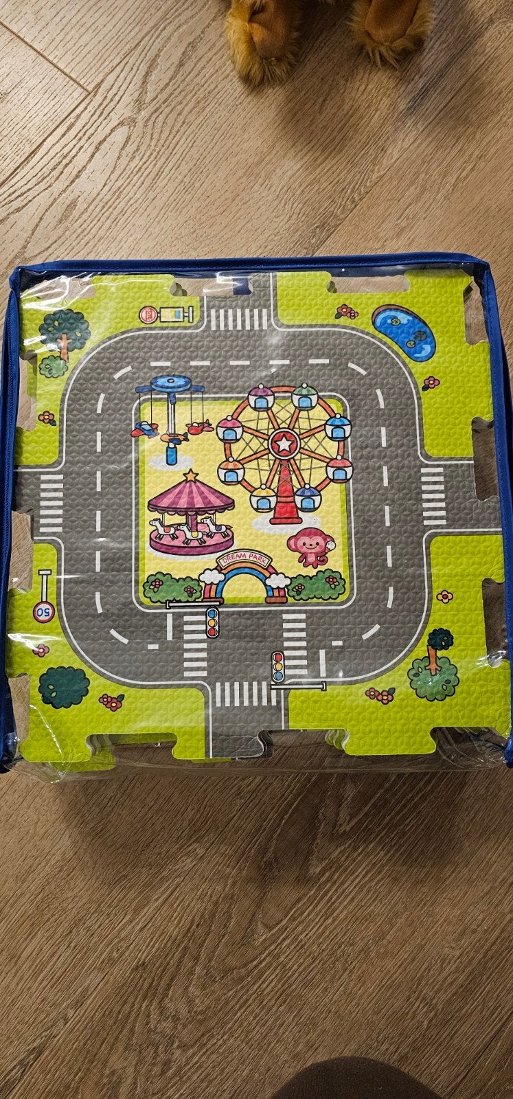 Speelmat puzzelstukken met wegen en attracties, Ophalen of Verzenden, Nieuw, Jongen of Meisje