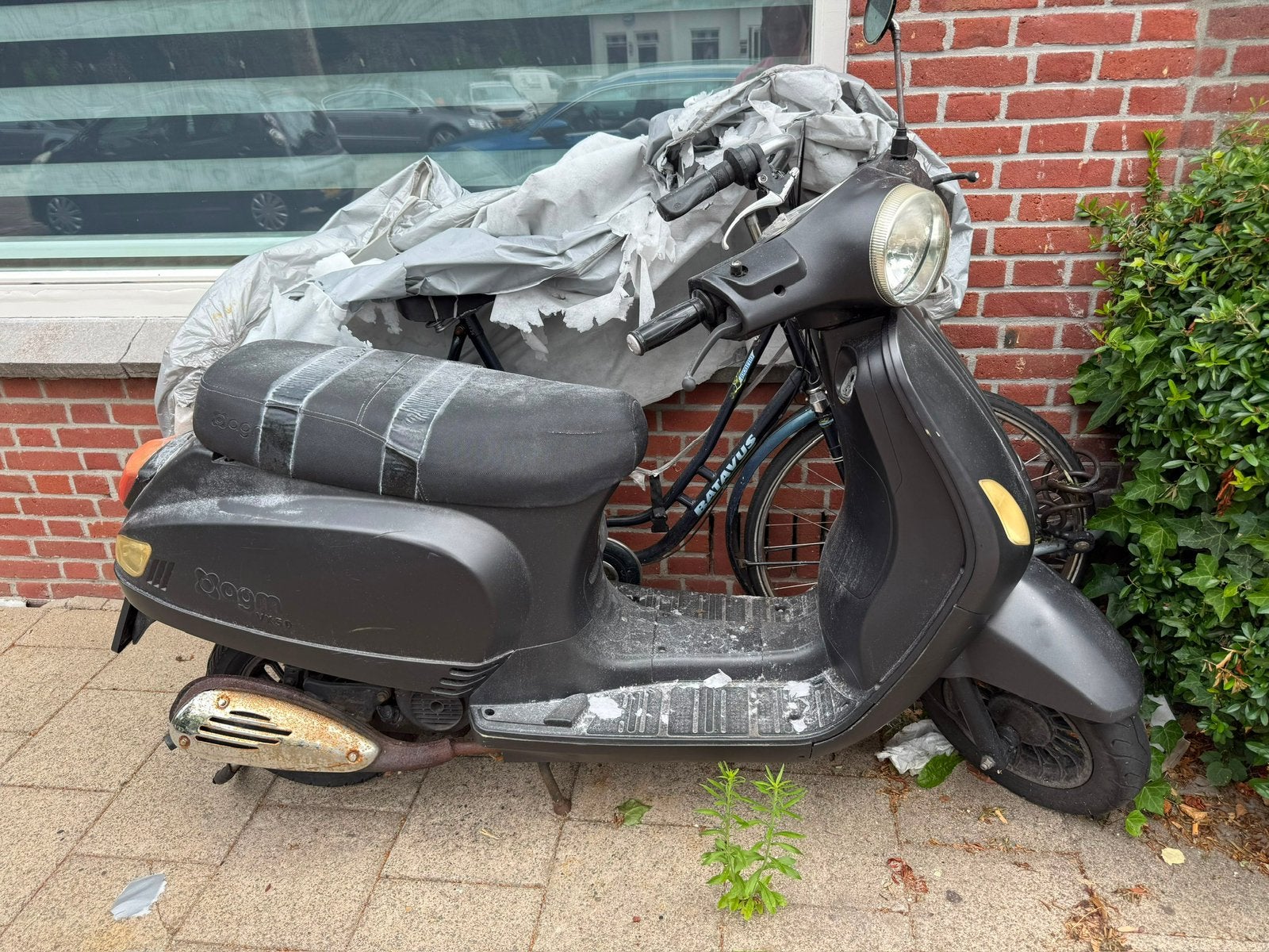 AGM VX50, Ophalen, Zo goed als nieuw, Benzine